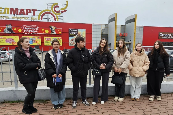 Студенти-маркетологи досліджують якість продуктів у супермаркетах Кропивницького